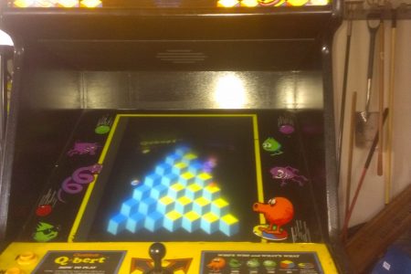 Q-Bert Arcade Game